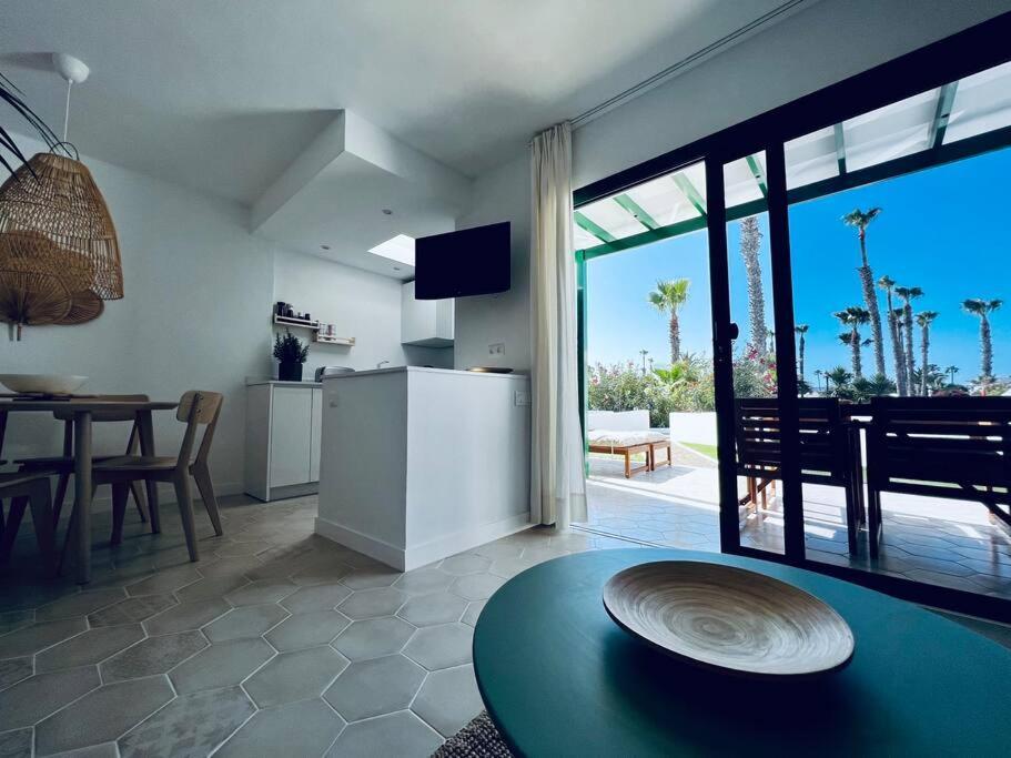Lovely Casita Jade Плая Бланка Екстериор снимка